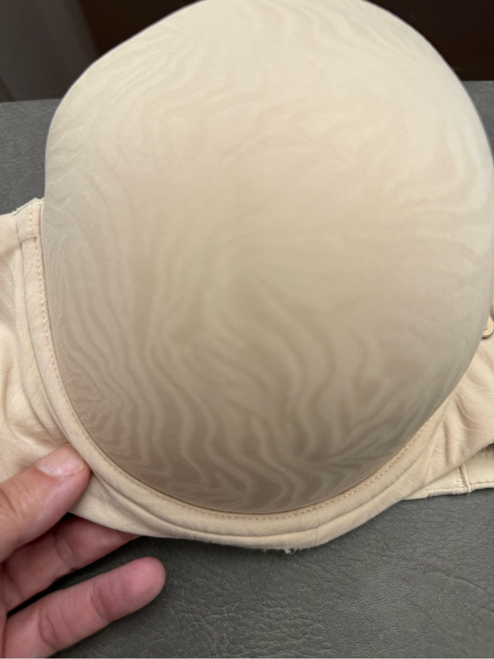 Strapless Molded Push-Up Bra - Cream NWOT 40C - Picture 2 of 6